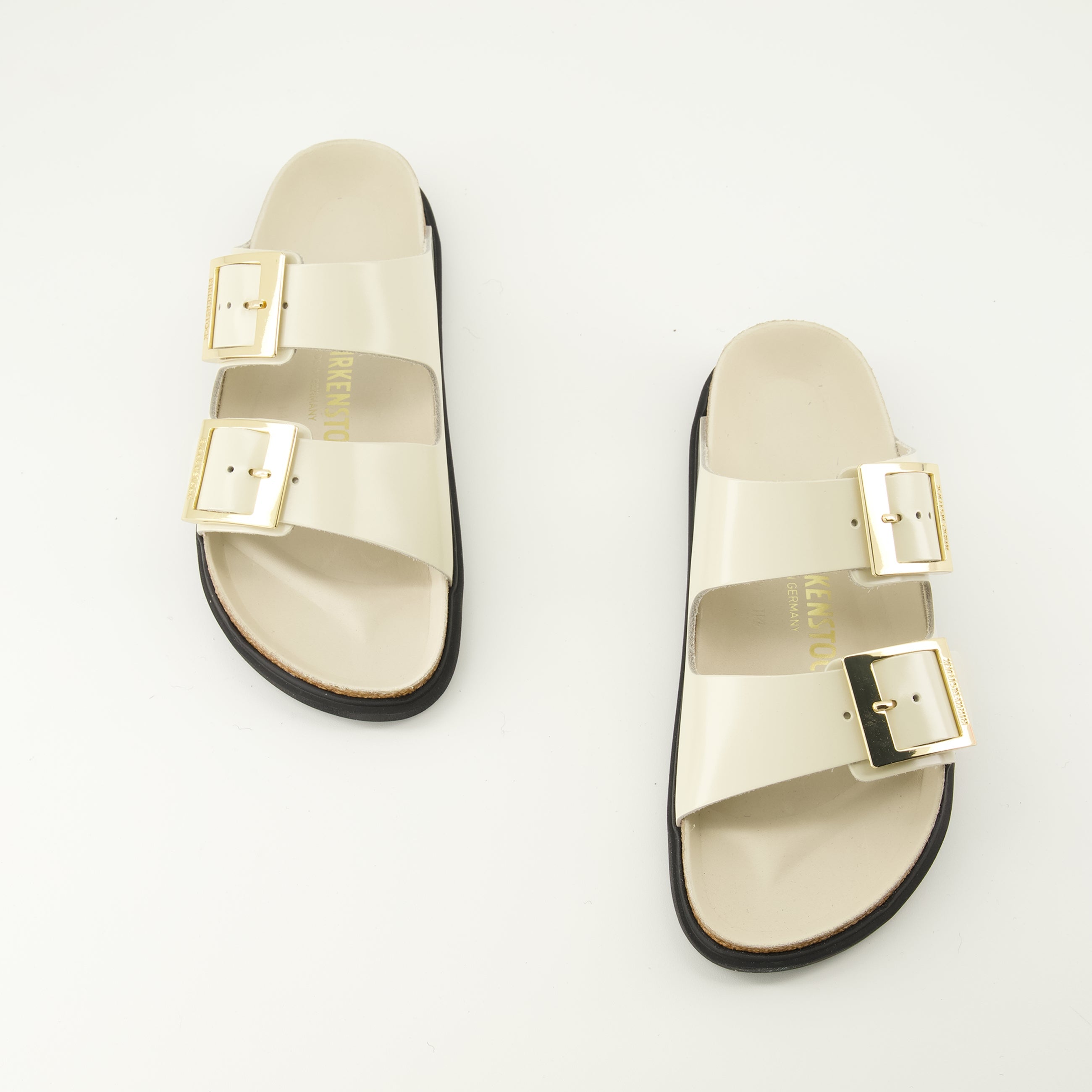 Sandales Arizona en cuir verni blanc